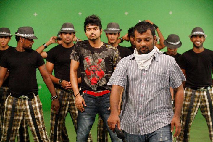 நடன இயக்குனர் தினேஷ் மற்றும் விஜய் நாடு இரவில் செய்த கலாட்டா