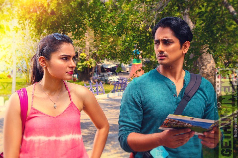 அவள் – திரைவிமர்சனம் ( தமிழ் சினிமாவை மிரட்டுகிறாள்) Rank 4/5