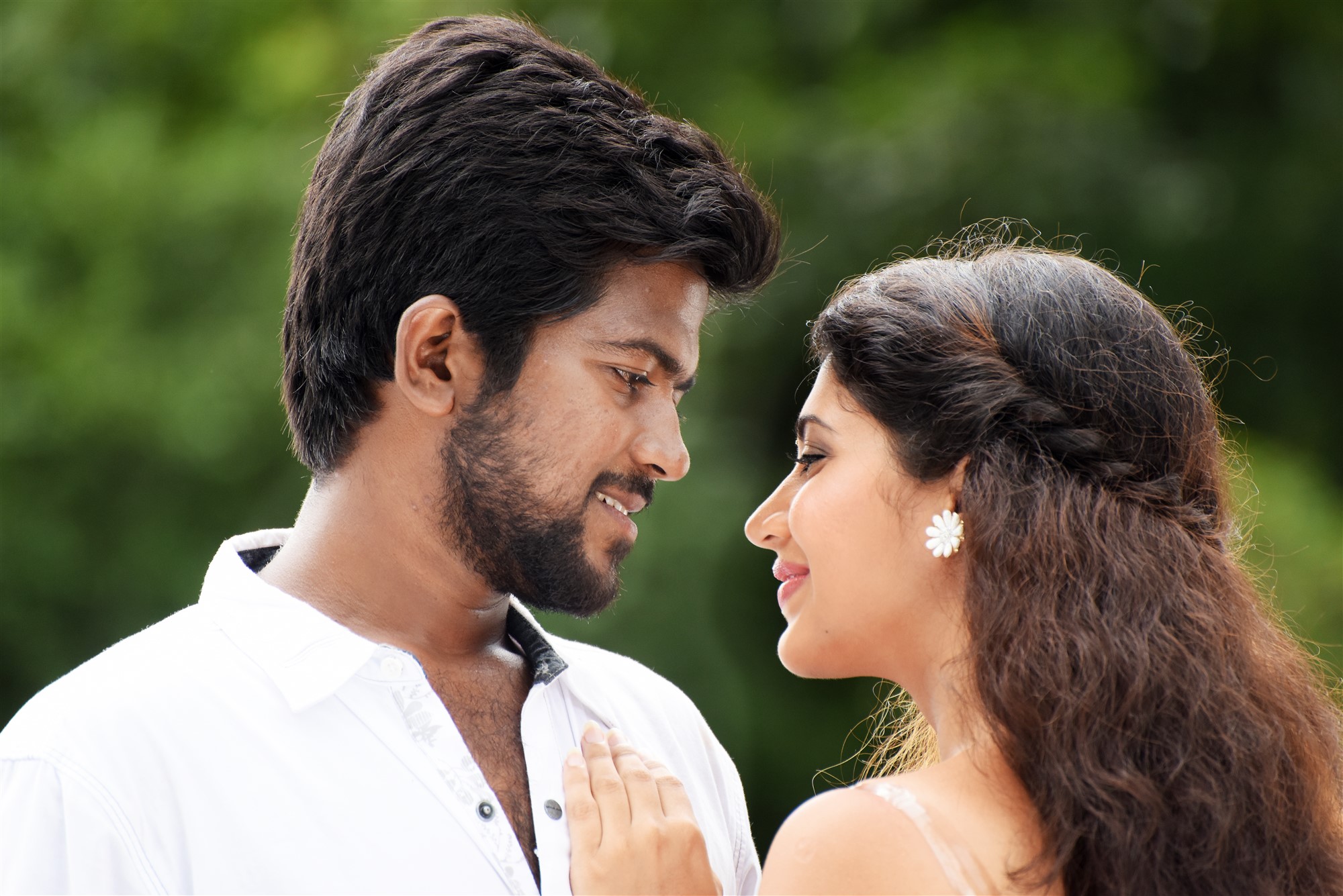 புதுமுகங்கள் ராஜன் தேஜேஸ்வர் –  தருஷி நடிக்கும் “ செயல் “