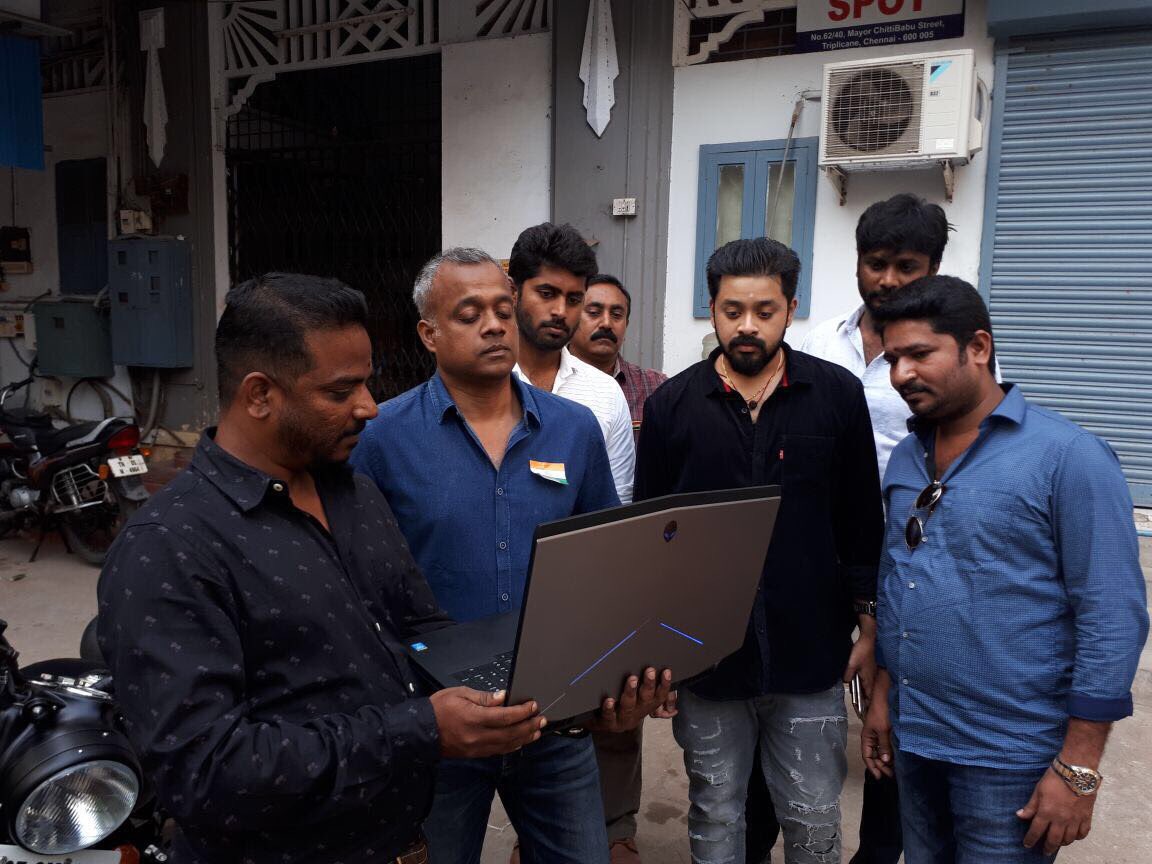 சத்ரு படத்தின் Motion போஸ்டரை இயக்குனர் கெளதம் மேனன் வெளியிட்டார்