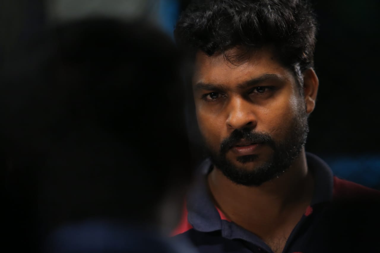 தொடர் வெற்றிக்காக  இடைவிடாது உழைக்கும் நடிகர் பீச்சாங்கை கார்த்திக்