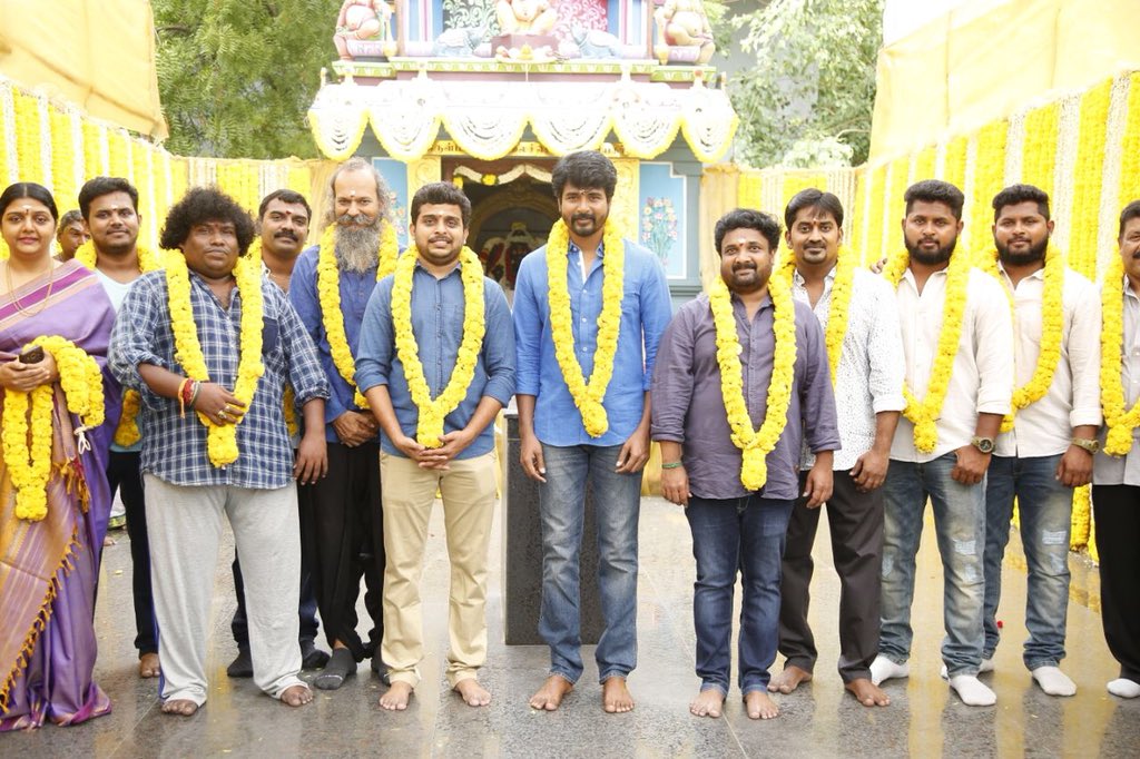 பூஜையுடன் துவங்கிய சிவகார்த்திகேயனின் மிகவும் எதிர்பார்க்கப்பட்ட பிரமாண்ட படம் SK14