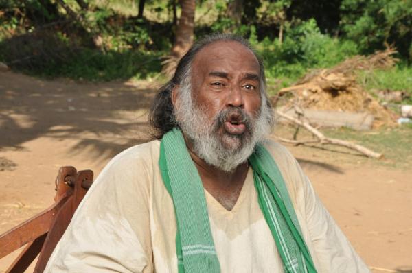 இயக்குனர் மற்றும் நடிகர் ஜி.எம்.குமார் பிறந்த தினம் பதிவு