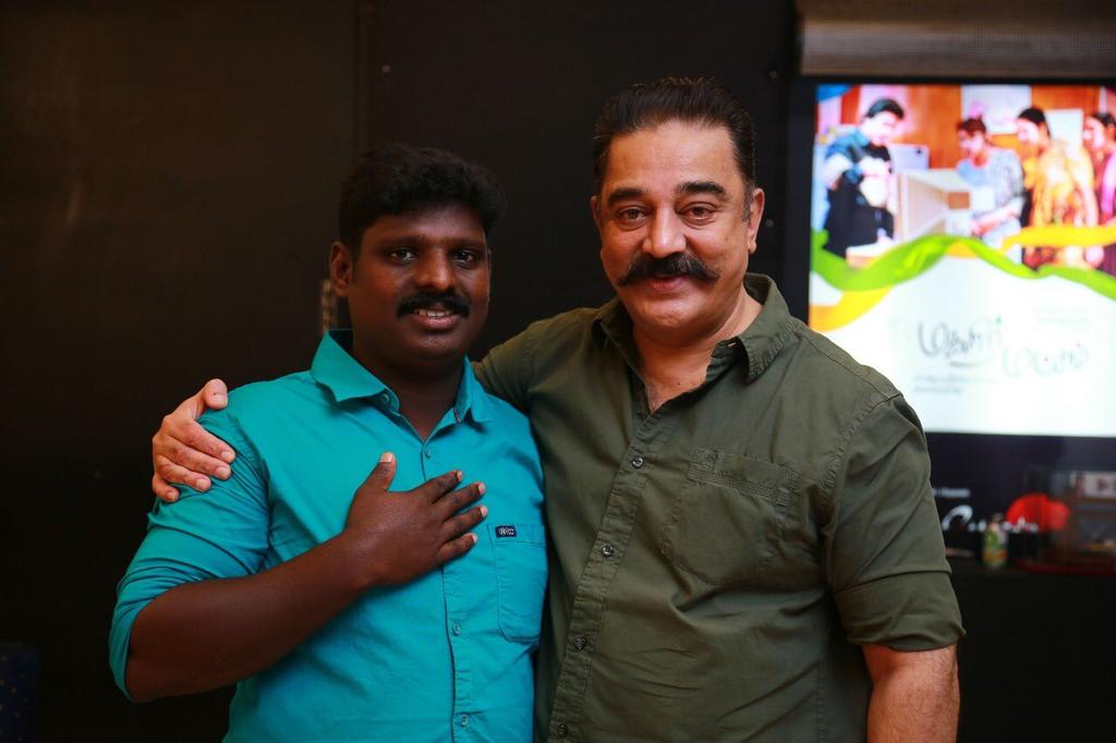 ​விஸ்வரூபம் பாடலை பாடிய ரப்பர் தோட்ட தொழிலாளியை நேரில் அழைத்து பாராட்டிய கமல்ஹாசன்!