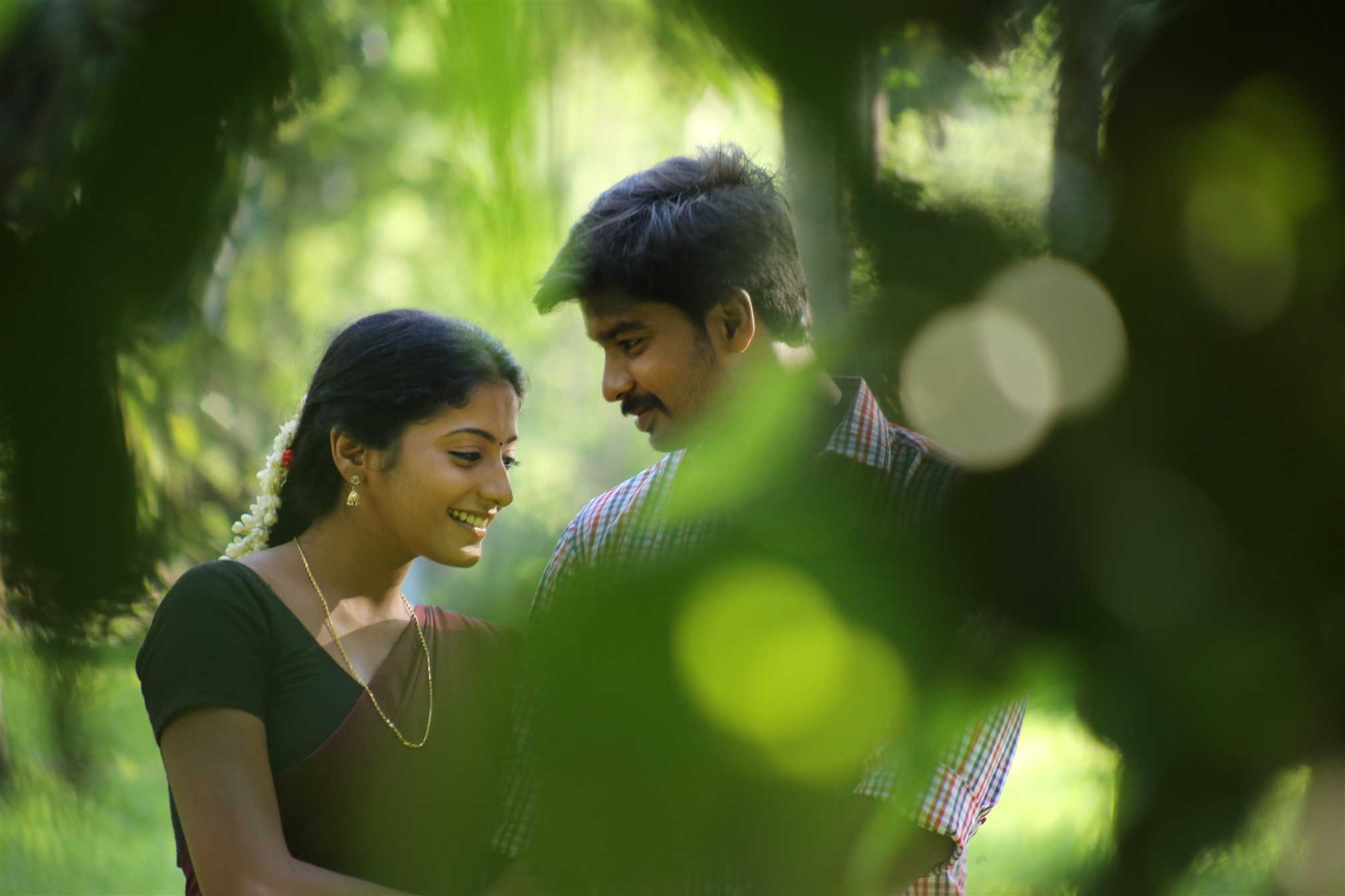 “ நெடுநல்வாடை “ படத்திற்காக தயாரிப்பாளர்களான ஐம்பது முன்னாள் மாணவர்கள்