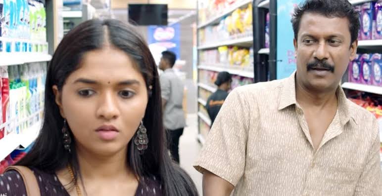 காதலுக்கு புது வடிவம் கொடுக்கும்  படம் தான் “சில்லு கருப்பட்டி”