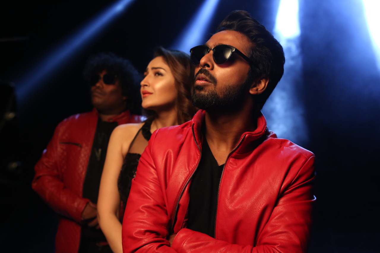 இயக்குநர் விஜய் இயக்கும் “வாட்ச்மேன்” படத்திற்கு தனது பாராட்டுகளை தெரிவித்த இயக்குநர் பாண்டிராஜ்.