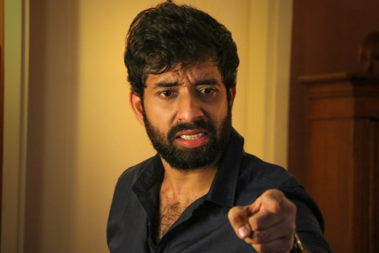 அருள்நிதி, ஸ்ரத்தா ஸ்ரீநாத் நடிக்கும் கே 13 படத்தில் நடிக்கும் இயக்குனர் ஆதிக் ரவிச்சந்திரன்!