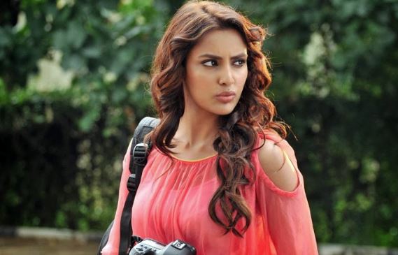 இவருடன் நடித்தால் இறந்து விடுவார்கள்? டுவிட்டர் பதிவால் மனம் உடைந்த நடிகை