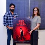 நடிகை சிம்ரன் வெளியிட்ட ‘ரெட் லேபிள் ‘ திரைப்படத்தின் ஃபர்ஸ்ட் லுக் போஸ்டர்!