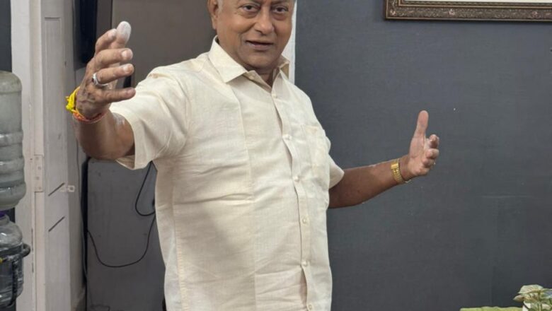 ஜோதிடமும் குற்றவிசாரணையும் சந்திக்கும் புதுமை: 72 வயதில் ஹீரோவாக களம் இறங்கும் லக்ஷ்மணன் – ‘ஆஸ்ட்ரோ லேனா’ ஏப்ரலில் வெளியீடு!