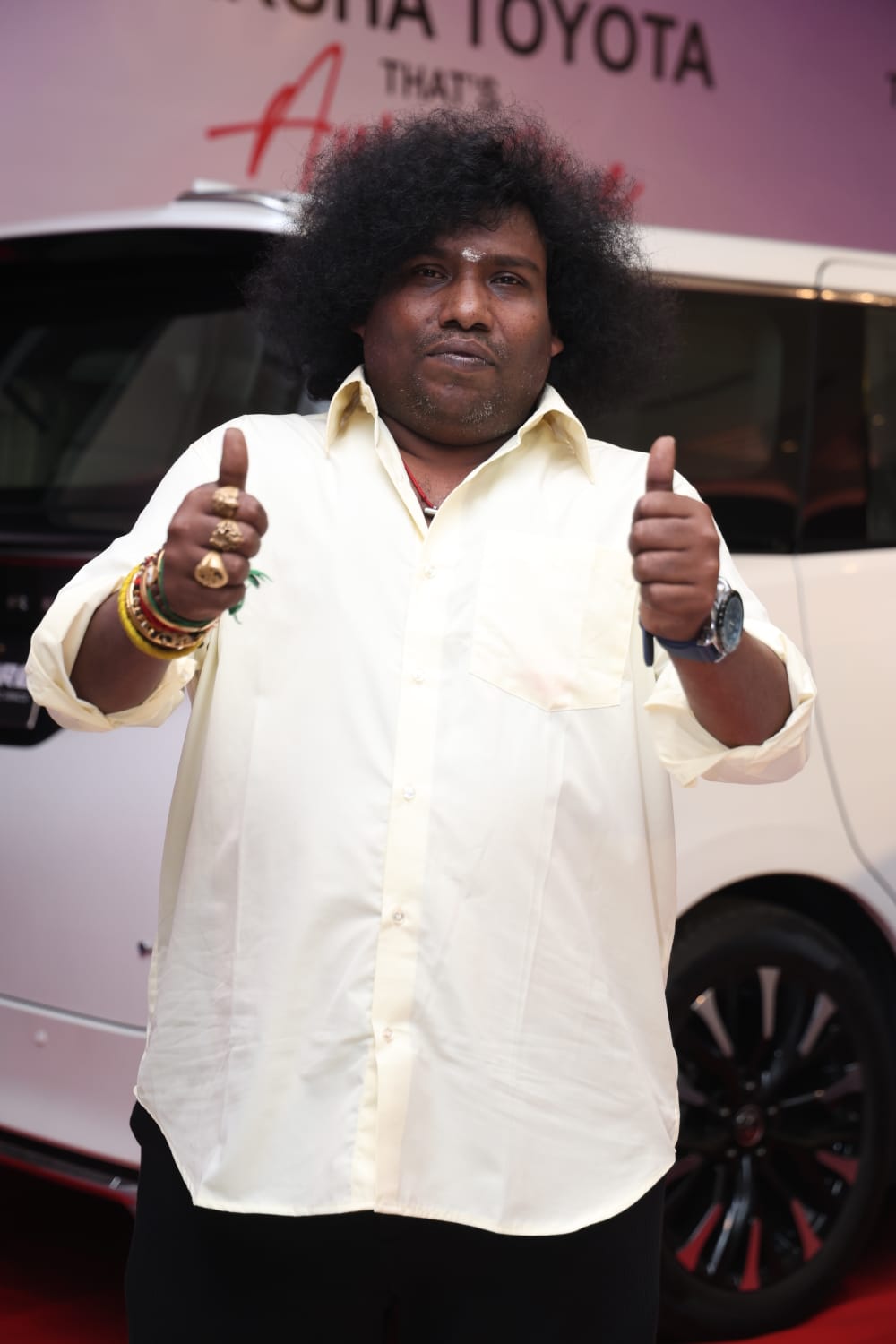 “கெணத்த காணோம்” வெற்றி: இயக்குநரின் நினைவில் நெகிழ்ந்த யோகி பாபு — மனமார்ந்த நன்றி!