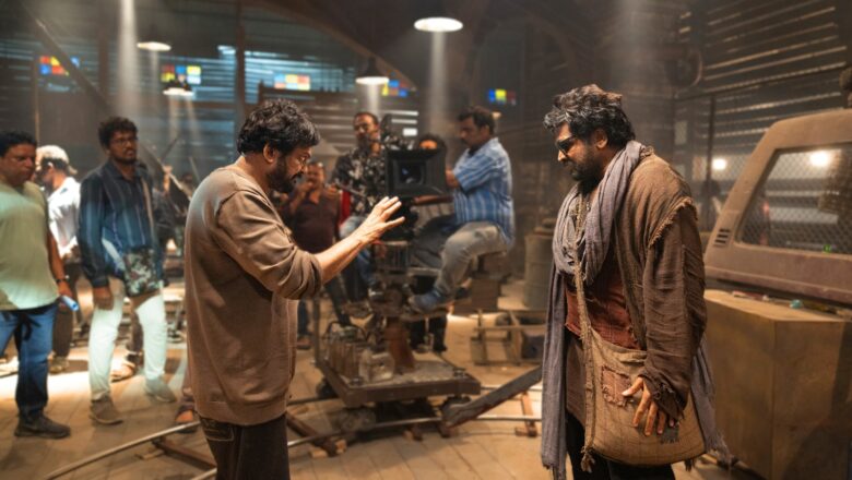 26 ஆண்டுகள் பூரி ஜெகன்நாத் – புதிய உச்சிக்கு “ஸ்லம் டாக்” | விஜய் சேதுபதியின் உணர்ச்சி மிகு பாராட்டு!