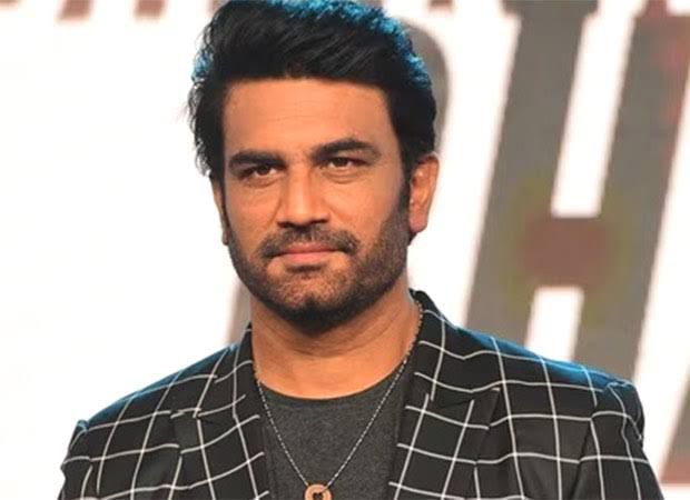 Sharad Kelkar Gears Up for a Rural Horror Film ‘Kheti’ Alongside Jackie Shroff and Neha Sargam, First Poster Out