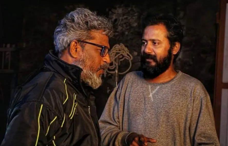 அம்மாவின் முகத்தில் மறைந்திருக்கும் மர்மம்… இரட்டை குழந்தைகளின் பயங்கர பயணம்!” ஜூன் 5ஆம் தேதி உலகமெங்கும் திரைக்கு வரும் சைக்கலாஜிகல் ஹாரர் திரில்லர் “இரட்டையர்”