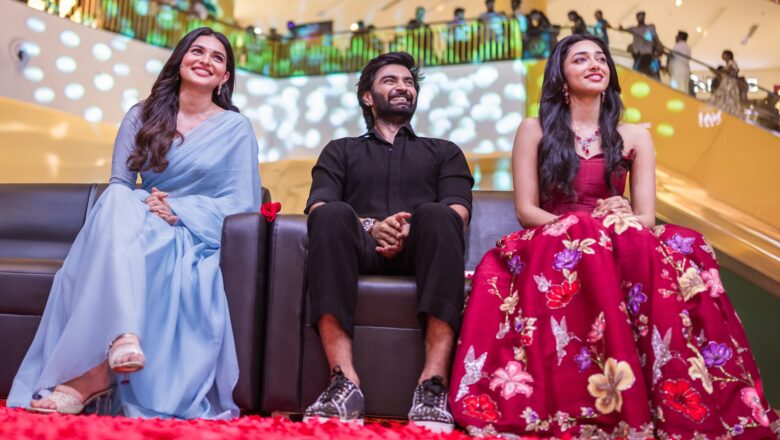 “ஒருதலைக் காதலின் வலியும், நட்பின் வெப்பமும்” – ‘இதயம் முரளி’ படத்திற்கு ரசிகர்கள் மத்தியில் பெரும் வரவேற்பு! அட்லீ நம்பிக்கை, அதர்வா உற்சாகம்!