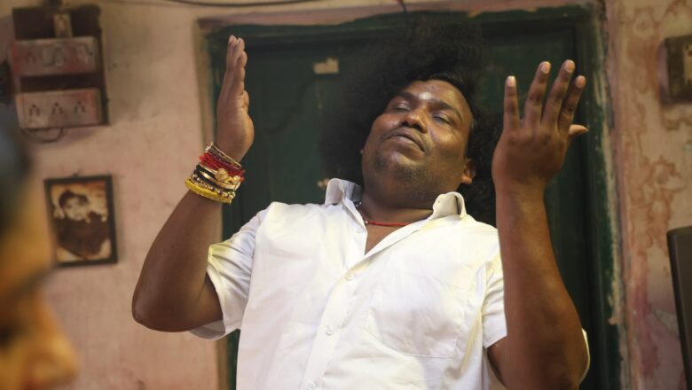 யோகி பாபுவின் 300வது படமான ‘அர்ஜுனன் பேர் பத்து’ – நவம்பர் 27ல் திரைக்கு வருகிறது!